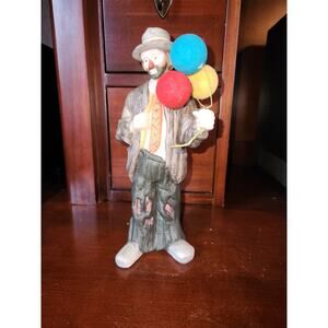 Emmett Kelly Jr Figurine Clown with Balloons 9 Inches Tall by Flambro